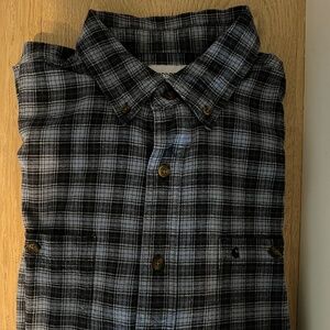 Men’s Carhartt blue long sleeve button down shirt. Size XL Tall